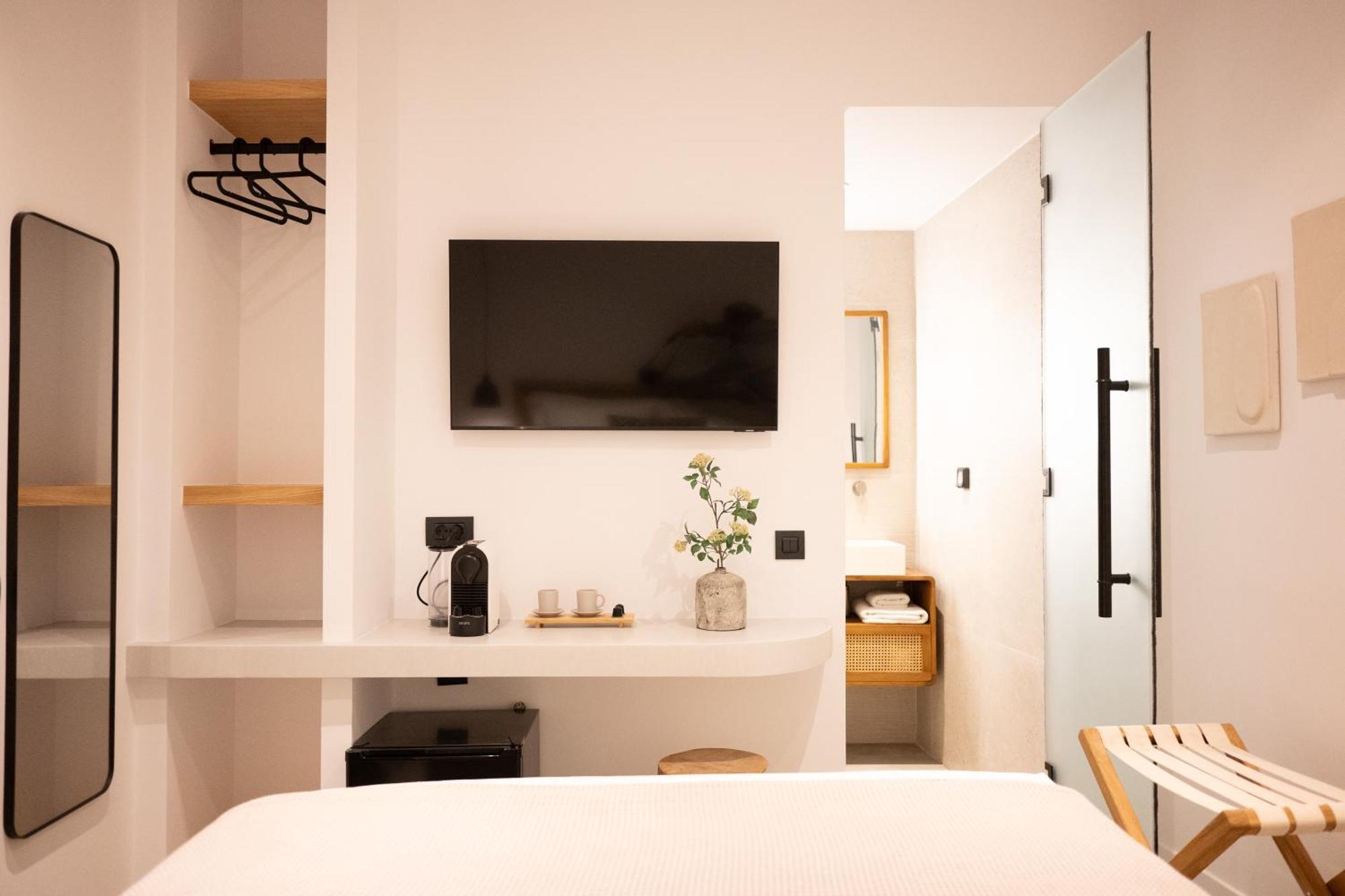 Eleana Hotel Тинос Экстерьер фото
